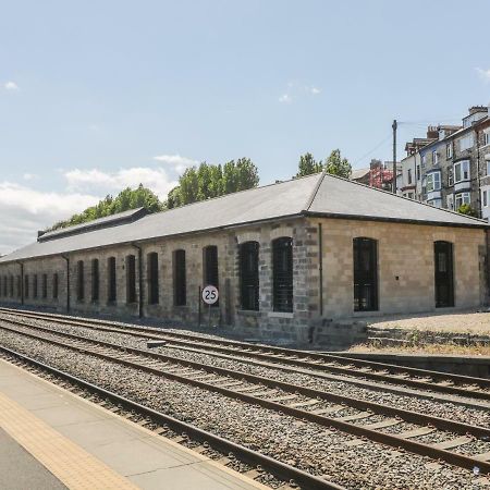 George Stephenson Engine Shed Apartment Whitby Exterior photo